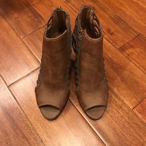 Rampage Vida brown 3” sandal heels